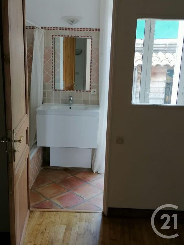 Afficher la photo en grand Appartement F3 à louer - 3 pièces - 79.8 m2 - NICE - 06 - PROVENCE-ALPES-COTE-D-AZUR - Century 21 Lafage Transactions