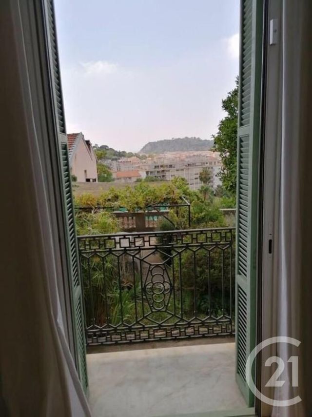 Afficher la photo en grand Appartement F3 à louer - 3 pièces - 79.8 m2 - NICE - 06 - PROVENCE-ALPES-COTE-D-AZUR - Century 21 Lafage Transactions