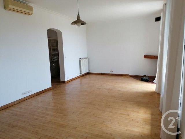 Afficher la photo en grand Appartement F3 à louer - 3 pièces - 79.8 m2 - NICE - 06 - PROVENCE-ALPES-COTE-D-AZUR - Century 21 Lafage Transactions