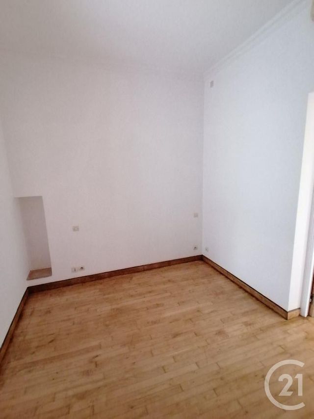 Afficher la photo en grand Appartement F3 à louer - 3 pièces - 79.8 m2 - NICE - 06 - PROVENCE-ALPES-COTE-D-AZUR - Century 21 Lafage Transactions