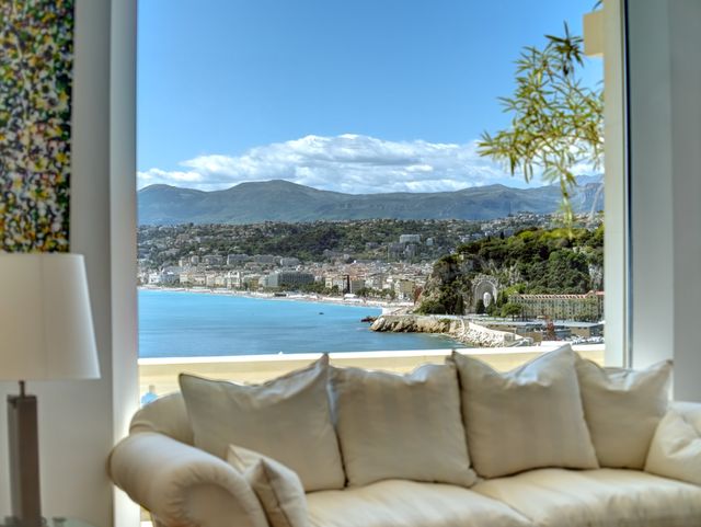 maison à vendre - 10 pièces - 1175.0 m2 - NICE - 06 - PROVENCE-ALPES-COTE-D-AZUR - Century 21 Lafage Transactions