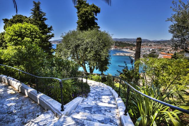 maison à vendre - 10 pièces - 1175.0 m2 - NICE - 06 - PROVENCE-ALPES-COTE-D-AZUR - Century 21 Lafage Transactions