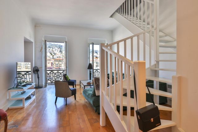 Appartement F4 à vendre - 4 pièces - 127.51 m2 - NICE - 06 - PROVENCE-ALPES-COTE-D-AZUR - Century 21 Lafage Transactions