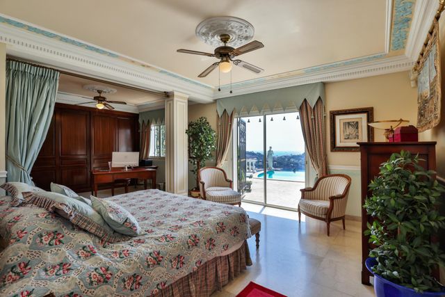 maison à vendre - 5 pièces - 211.0 m2 - VILLEFRANCHE SUR MER - 06 - PROVENCE-ALPES-COTE-D-AZUR - Century 21 Lafage Transactions