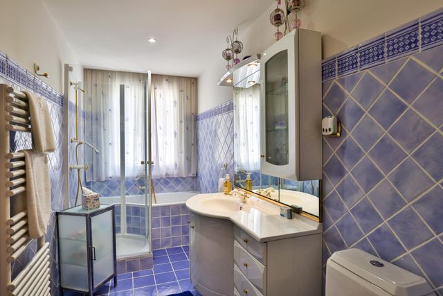 maison à vendre - 5 pièces - 211.0 m2 - VILLEFRANCHE SUR MER - 06 - PROVENCE-ALPES-COTE-D-AZUR - Century 21 Lafage Transactions