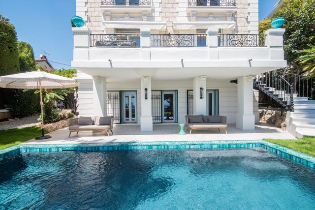 maison à vendre - 5 pièces - 227.46 m2 - NICE - 06 - PROVENCE-ALPES-COTE-D-AZUR - Century 21 Lafage Transactions