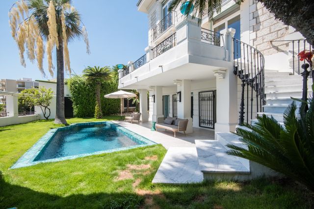 maison à vendre - 5 pièces - 227.46 m2 - NICE - 06 - PROVENCE-ALPES-COTE-D-AZUR - Century 21 Lafage Transactions