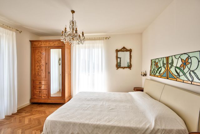 Afficher la photo en grand maison à vendre - 5 pièces - 120.0 m2 - NICE - 06 - PROVENCE-ALPES-COTE-D-AZUR - Century 21 Lafage Transactions
