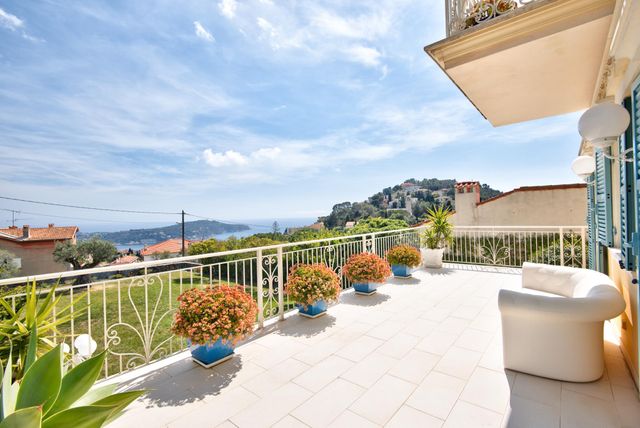 Afficher la photo en grand maison à vendre - 5 pièces - 120.0 m2 - NICE - 06 - PROVENCE-ALPES-COTE-D-AZUR - Century 21 Lafage Transactions