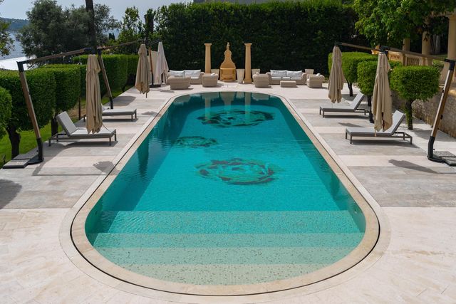 maison à vendre - 6 pièces - 643.0 m2 - VILLEFRANCHE SUR MER - 06 - PROVENCE-ALPES-COTE-D-AZUR - Century 21 Lafage Transactions