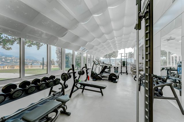 maison à vendre - 6 pièces - 643.0 m2 - VILLEFRANCHE SUR MER - 06 - PROVENCE-ALPES-COTE-D-AZUR - Century 21 Lafage Transactions