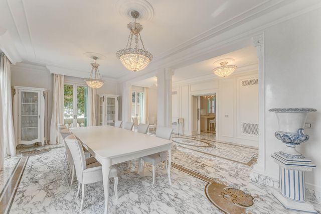 maison à vendre - 6 pièces - 643.0 m2 - VILLEFRANCHE SUR MER - 06 - PROVENCE-ALPES-COTE-D-AZUR - Century 21 Lafage Transactions