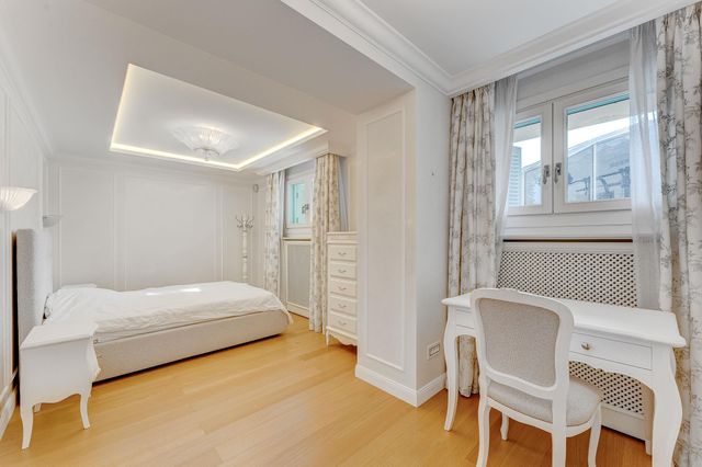 maison à vendre - 6 pièces - 643.0 m2 - VILLEFRANCHE SUR MER - 06 - PROVENCE-ALPES-COTE-D-AZUR - Century 21 Lafage Transactions