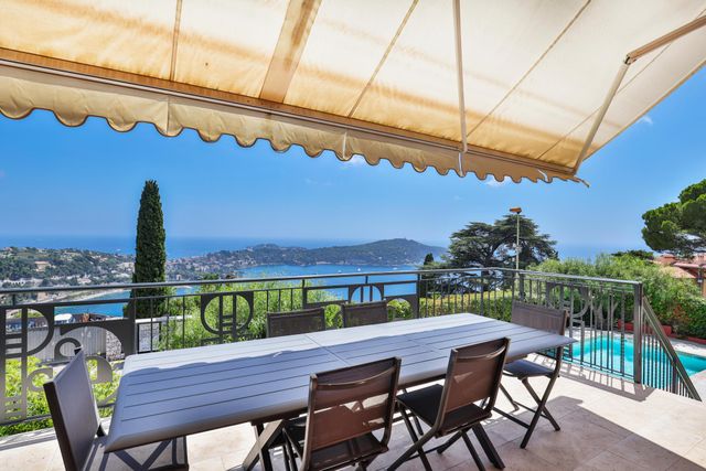 maison à vendre - 9 pièces - 426.6 m2 - VILLEFRANCHE SUR MER - 06 - PROVENCE-ALPES-COTE-D-AZUR - Century 21 Lafage Transactions
