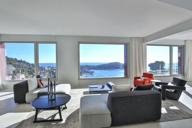 maison à louer - 5 pièces - 440.0 m2 - VILLEFRANCHE SUR MER - 06 - PROVENCE-ALPES-COTE-D-AZUR - Century 21 Lafage Transactions