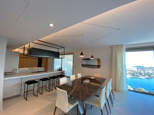 maison à louer - 6 pièces - 360.0 m2 - VILLEFRANCHE SUR MER - 06 - PROVENCE-ALPES-COTE-D-AZUR - Century 21 Lafage Transactions