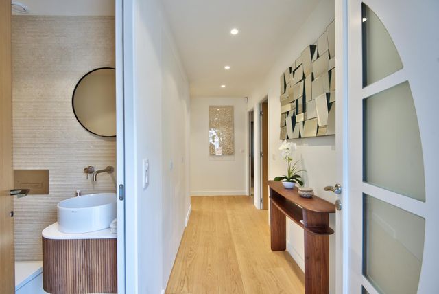 Appartement F4 à vendre - 4 pièces - 99.05 m2 - VILLEFRANCHE SUR MER - 06 - PROVENCE-ALPES-COTE-D-AZUR - Century 21 Lafage Transactions