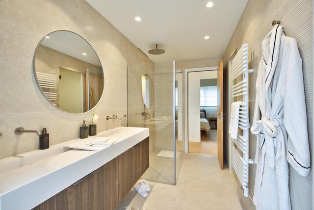 Appartement F4 à vendre - 4 pièces - 99.05 m2 - VILLEFRANCHE SUR MER - 06 - PROVENCE-ALPES-COTE-D-AZUR - Century 21 Lafage Transactions