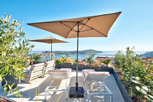 Appartement F4 à vendre - 4 pièces - 99.05 m2 - VILLEFRANCHE SUR MER - 06 - PROVENCE-ALPES-COTE-D-AZUR - Century 21 Lafage Transactions