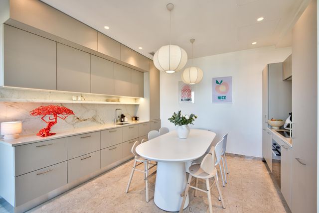 maison à vendre - 6 pièces - 221.97 m2 - NICE - 06 - PROVENCE-ALPES-COTE-D-AZUR - Century 21 Lafage Transactions