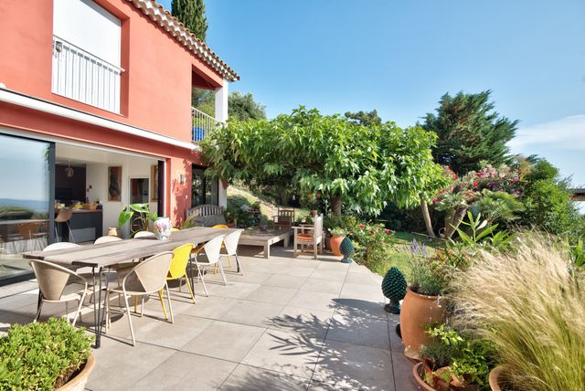 Afficher la photo en grand maison à vendre - 6 pièces - 204.83 m2 - NICE - 06 - PROVENCE-ALPES-COTE-D-AZUR - Century 21 Lafage Transactions