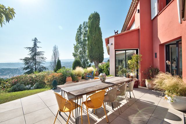 Afficher la photo en grand maison à vendre - 6 pièces - 204.83 m2 - NICE - 06 - PROVENCE-ALPES-COTE-D-AZUR - Century 21 Lafage Transactions