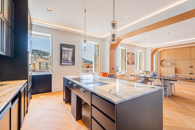 Appartement F3 à vendre - 3 pièces - 149.5 m2 - NICE - 06 - PROVENCE-ALPES-COTE-D-AZUR - Century 21 Lafage Transactions