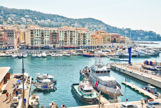 Appartement F3 à vendre - 3 pièces - 149.5 m2 - NICE - 06 - PROVENCE-ALPES-COTE-D-AZUR - Century 21 Lafage Transactions