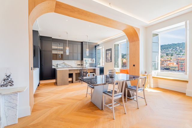 Appartement F3 à vendre - 3 pièces - 149.5 m2 - NICE - 06 - PROVENCE-ALPES-COTE-D-AZUR - Century 21 Lafage Transactions