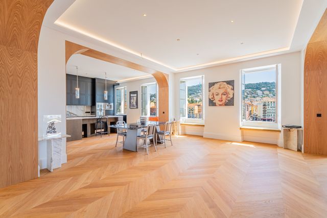 Appartement F3 à vendre - 3 pièces - 149.5 m2 - NICE - 06 - PROVENCE-ALPES-COTE-D-AZUR - Century 21 Lafage Transactions