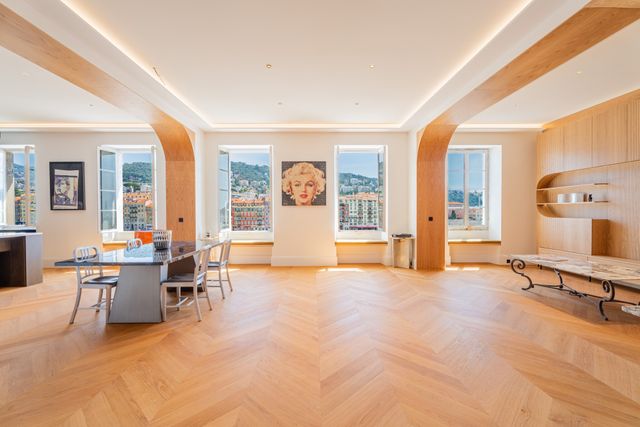 Appartement F3 à vendre - 3 pièces - 149.5 m2 - NICE - 06 - PROVENCE-ALPES-COTE-D-AZUR - Century 21 Lafage Transactions