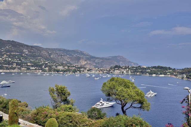 Appartement F4 à vendre - 4 pièces - 172.18 m2 - NICE - 06 - PROVENCE-ALPES-COTE-D-AZUR - Century 21 Lafage Transactions