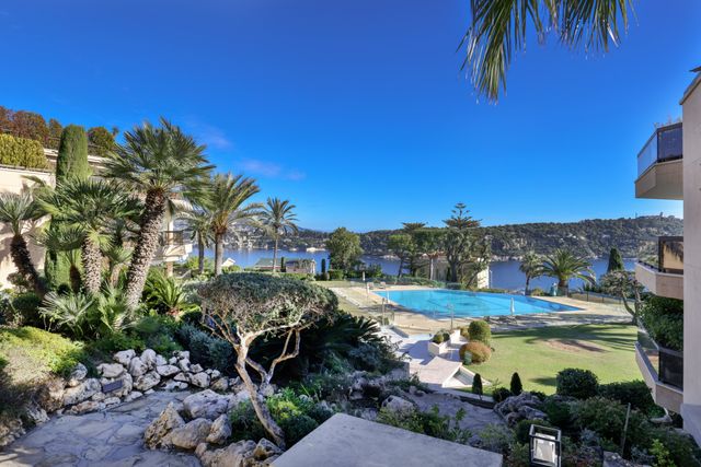 Appartement F4 à vendre - 4 pièces - 172.18 m2 - NICE - 06 - PROVENCE-ALPES-COTE-D-AZUR - Century 21 Lafage Transactions