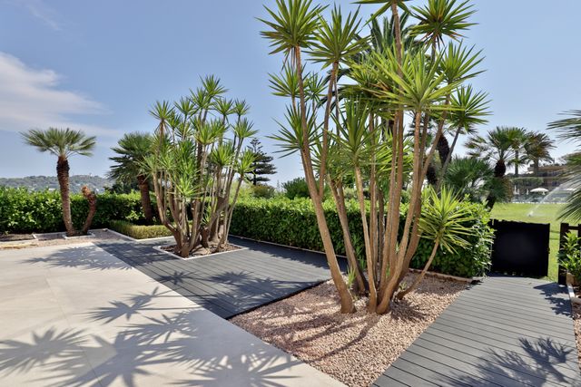 Appartement F4 à vendre - 4 pièces - 172.18 m2 - NICE - 06 - PROVENCE-ALPES-COTE-D-AZUR - Century 21 Lafage Transactions