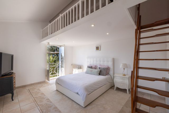 maison à vendre - 10 pièces - 327.17 m2 - NICE - 06 - PROVENCE-ALPES-COTE-D-AZUR - Century 21 Lafage Transactions