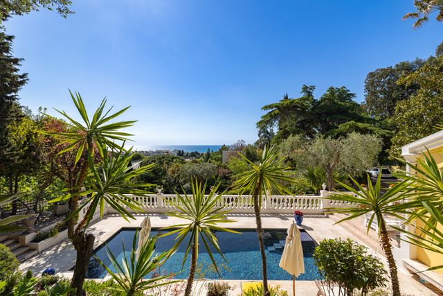 maison à vendre - 10 pièces - 327.17 m2 - NICE - 06 - PROVENCE-ALPES-COTE-D-AZUR - Century 21 Lafage Transactions