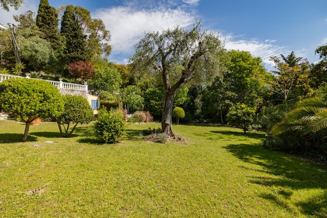 maison à vendre - 10 pièces - 327.17 m2 - NICE - 06 - PROVENCE-ALPES-COTE-D-AZUR - Century 21 Lafage Transactions