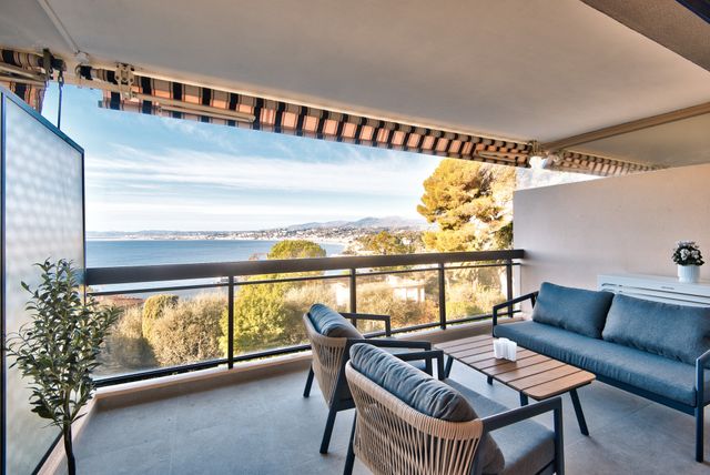 Appartement F3 à vendre - 3 pièces - 68.08 m2 - NICE - 06 - PROVENCE-ALPES-COTE-D-AZUR - Century 21 Lafage Transactions