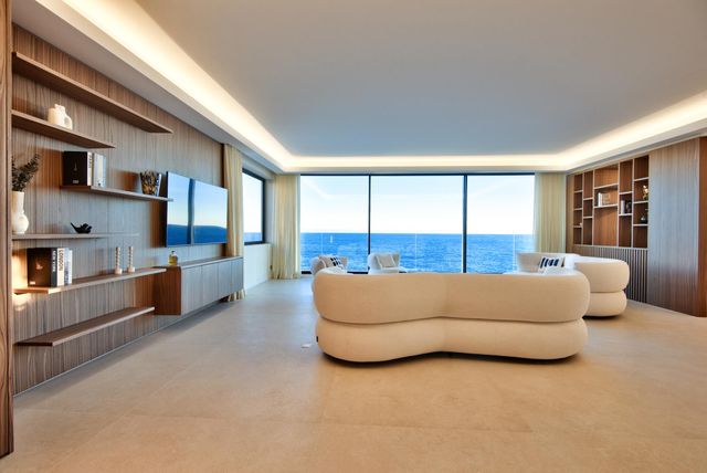maison à vendre - 6 pièces - 247.22 m2 - NICE - 06 - PROVENCE-ALPES-COTE-D-AZUR - Century 21 Lafage Transactions