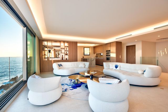 maison à vendre - 6 pièces - 247.22 m2 - NICE - 06 - PROVENCE-ALPES-COTE-D-AZUR - Century 21 Lafage Transactions