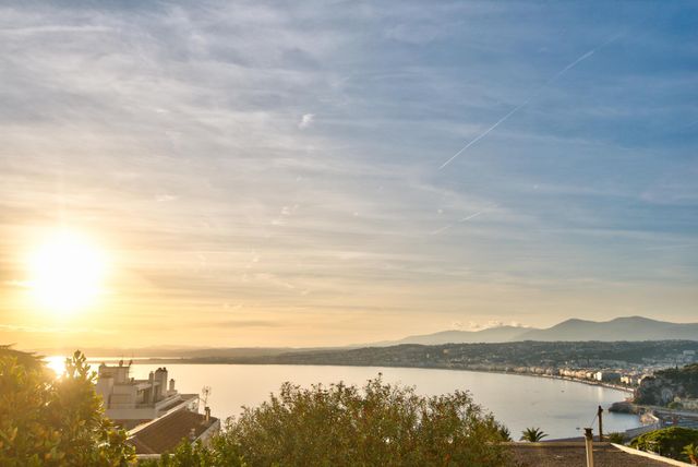 Appartement F4 à louer - 4 pièces - 142.56 m2 - NICE - 06 - PROVENCE-ALPES-COTE-D-AZUR - Century 21 Lafage Transactions