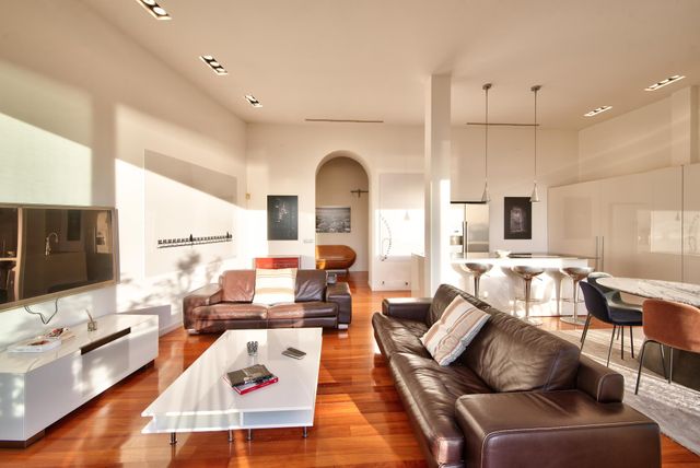 Appartement F4 à louer - 4 pièces - 142.56 m2 - NICE - 06 - PROVENCE-ALPES-COTE-D-AZUR - Century 21 Lafage Transactions