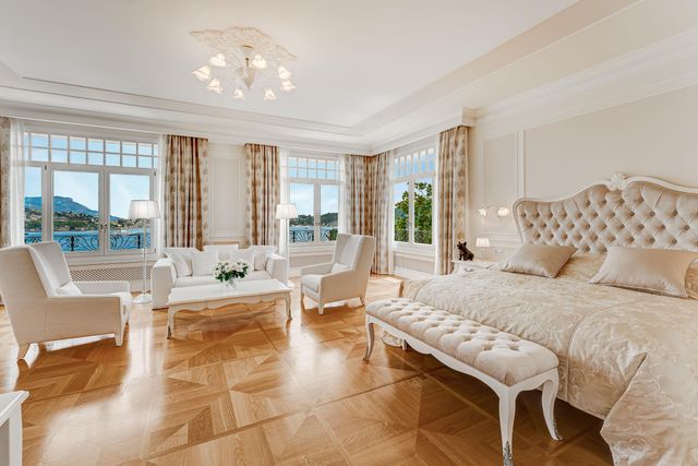 maison à vendre - 6 pièces - 643.0 m2 - VILLEFRANCHE SUR MER - 06 - PROVENCE-ALPES-COTE-D-AZUR - Century 21 Lafage Transactions