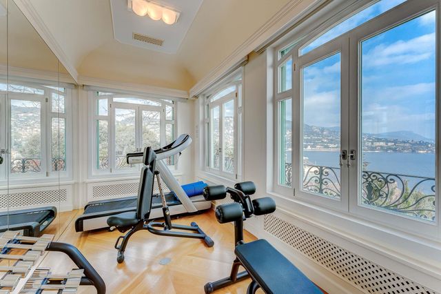 maison à vendre - 6 pièces - 643.0 m2 - VILLEFRANCHE SUR MER - 06 - PROVENCE-ALPES-COTE-D-AZUR - Century 21 Lafage Transactions