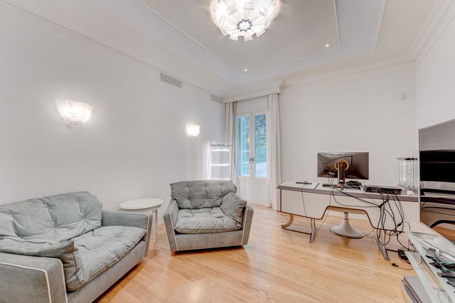 maison à vendre - 6 pièces - 643.0 m2 - VILLEFRANCHE SUR MER - 06 - PROVENCE-ALPES-COTE-D-AZUR - Century 21 Lafage Transactions