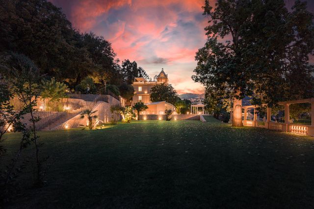 maison à vendre - 6 pièces - 643.0 m2 - VILLEFRANCHE SUR MER - 06 - PROVENCE-ALPES-COTE-D-AZUR - Century 21 Lafage Transactions