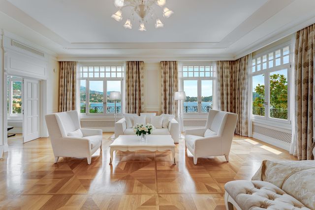 maison à vendre - 6 pièces - 643.0 m2 - VILLEFRANCHE SUR MER - 06 - PROVENCE-ALPES-COTE-D-AZUR - Century 21 Lafage Transactions