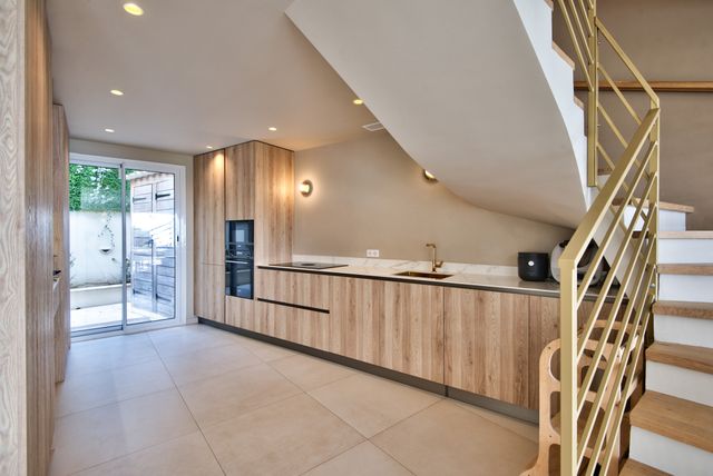 Appartement F4 à vendre - 4 pièces - 131.05 m2 - VILLEFRANCHE SUR MER - 06 - PROVENCE-ALPES-COTE-D-AZUR - Century 21 Lafage Transactions