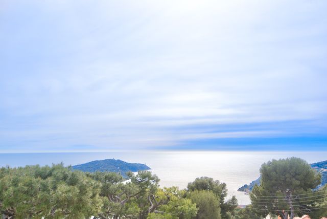 Appartement F4 à vendre - 4 pièces - 131.05 m2 - VILLEFRANCHE SUR MER - 06 - PROVENCE-ALPES-COTE-D-AZUR - Century 21 Lafage Transactions