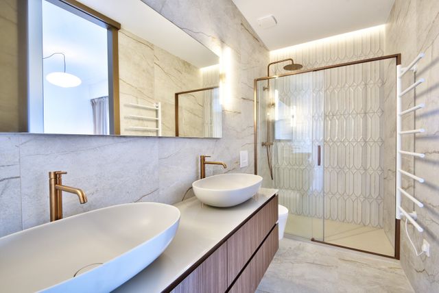 Appartement F3 à vendre - 3 pièces - 93.0 m2 - NICE - 06 - PROVENCE-ALPES-COTE-D-AZUR - Century 21 Lafage Transactions